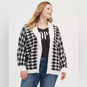 Torrid Houndstooth Knit Black & White Open Front Cardigan Size 3X (Torrid 3)